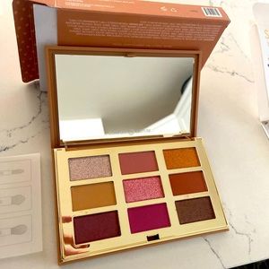 Futures so Bright eyeshadow palette